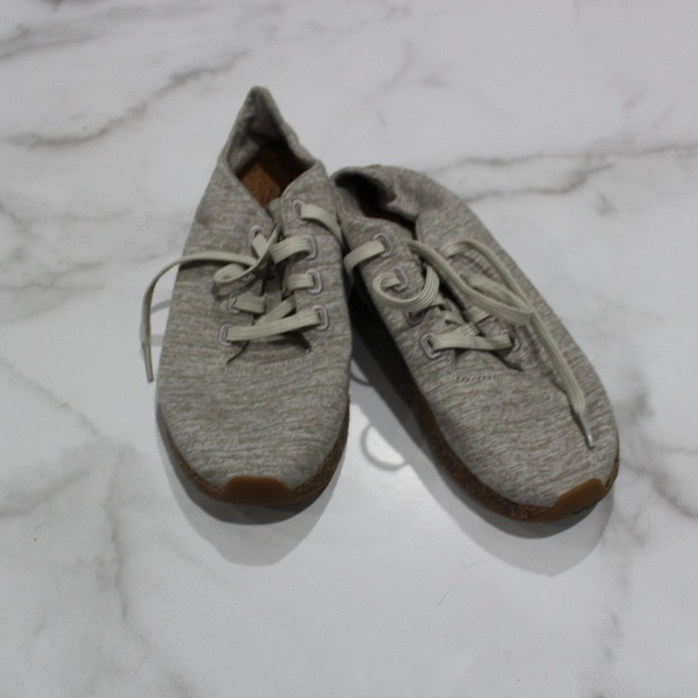 Sole Brand Wool ReCork Sneakers sz 7